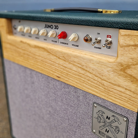 Noisy Hammer Juno 30 Guitar Combo Valve Amplifier