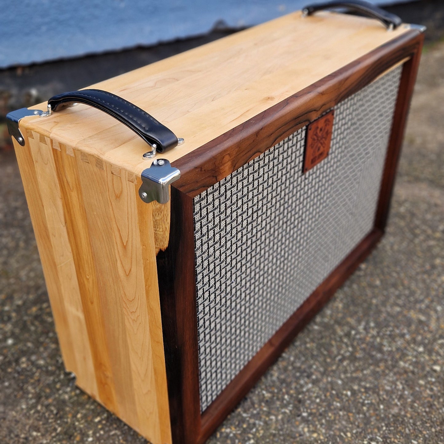 Rosewood & Maple Special 2x12" Guitar Speaker Cabinet
