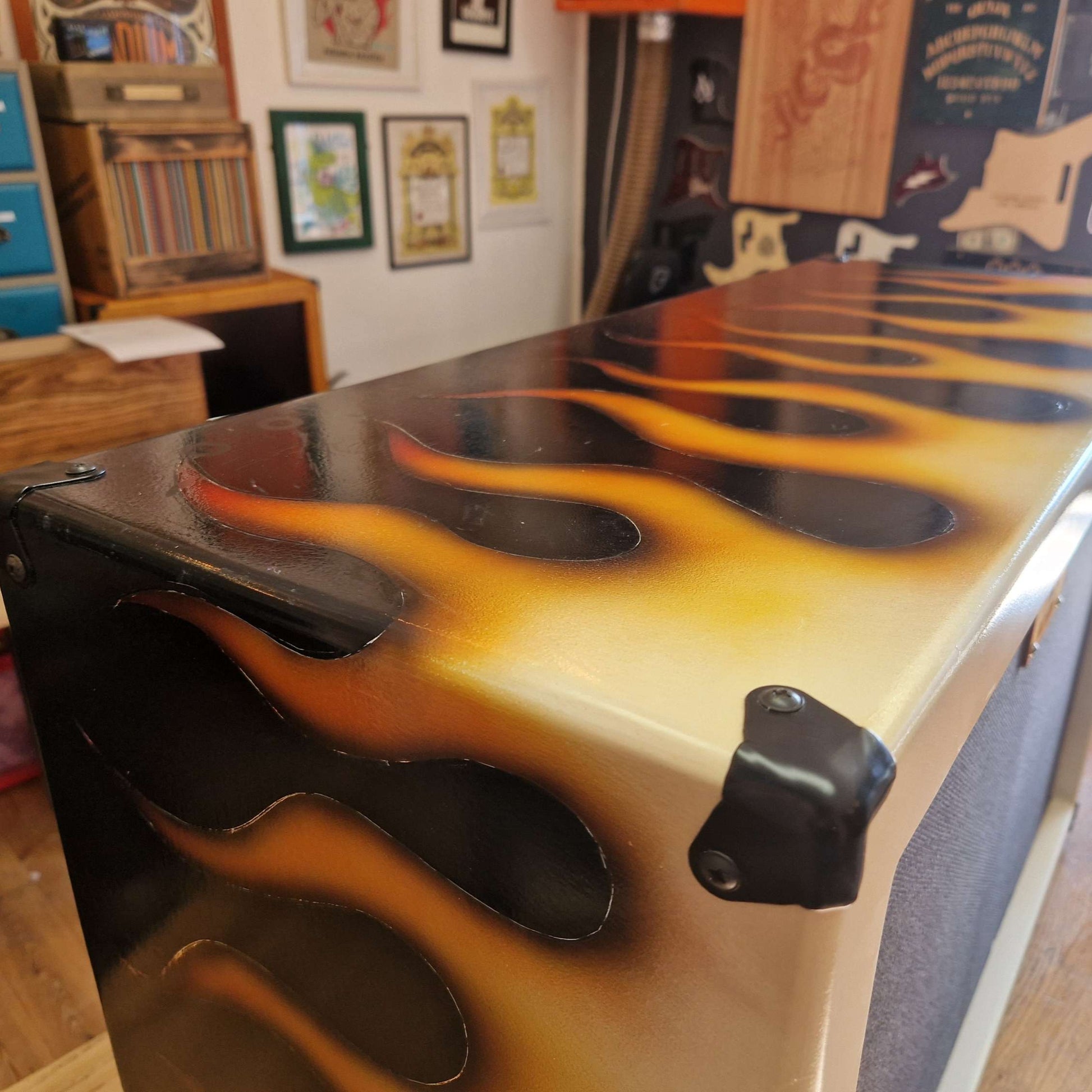 Hot Rod Flame Custom Shop 2x12 Standard Guitar Speaker Cabinet