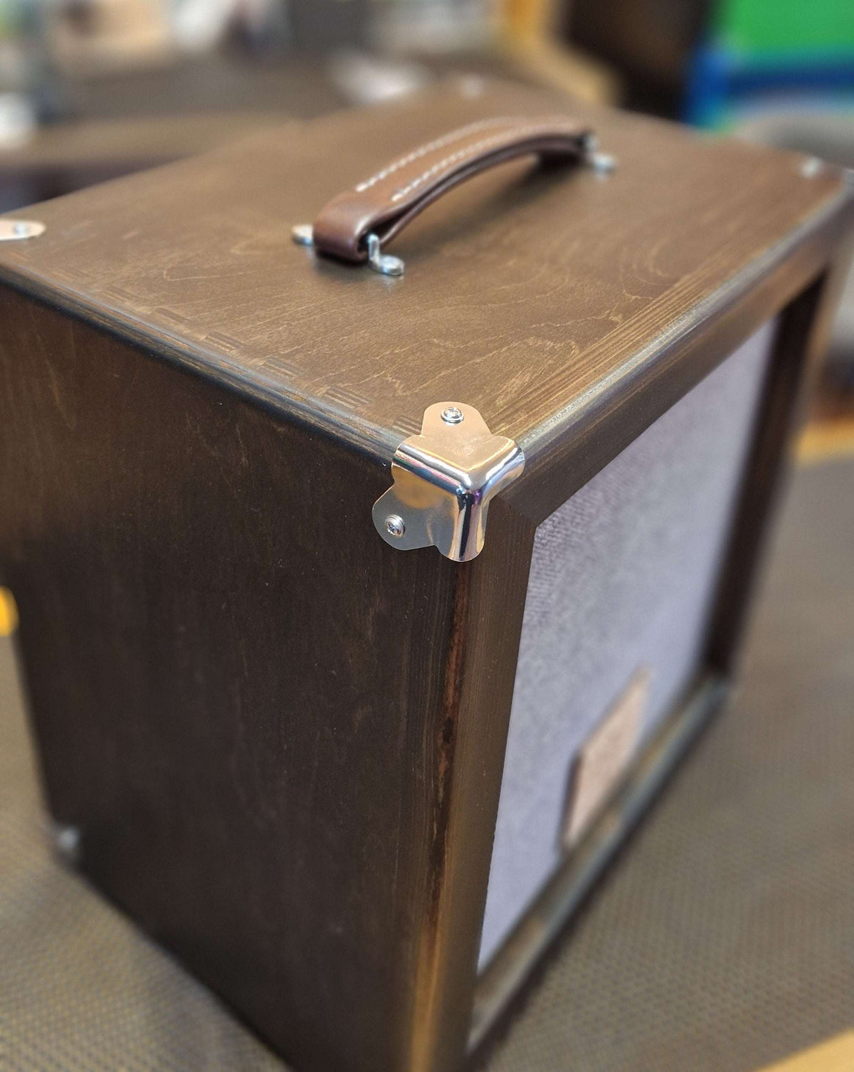 Husky 1x10" Guitar Speaker Cabinet