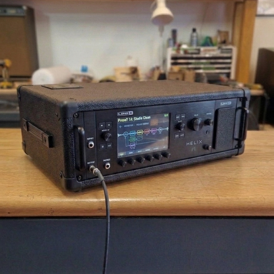 Line 6 Helix Rack_Unit_Case_Headshell_Black Tolex