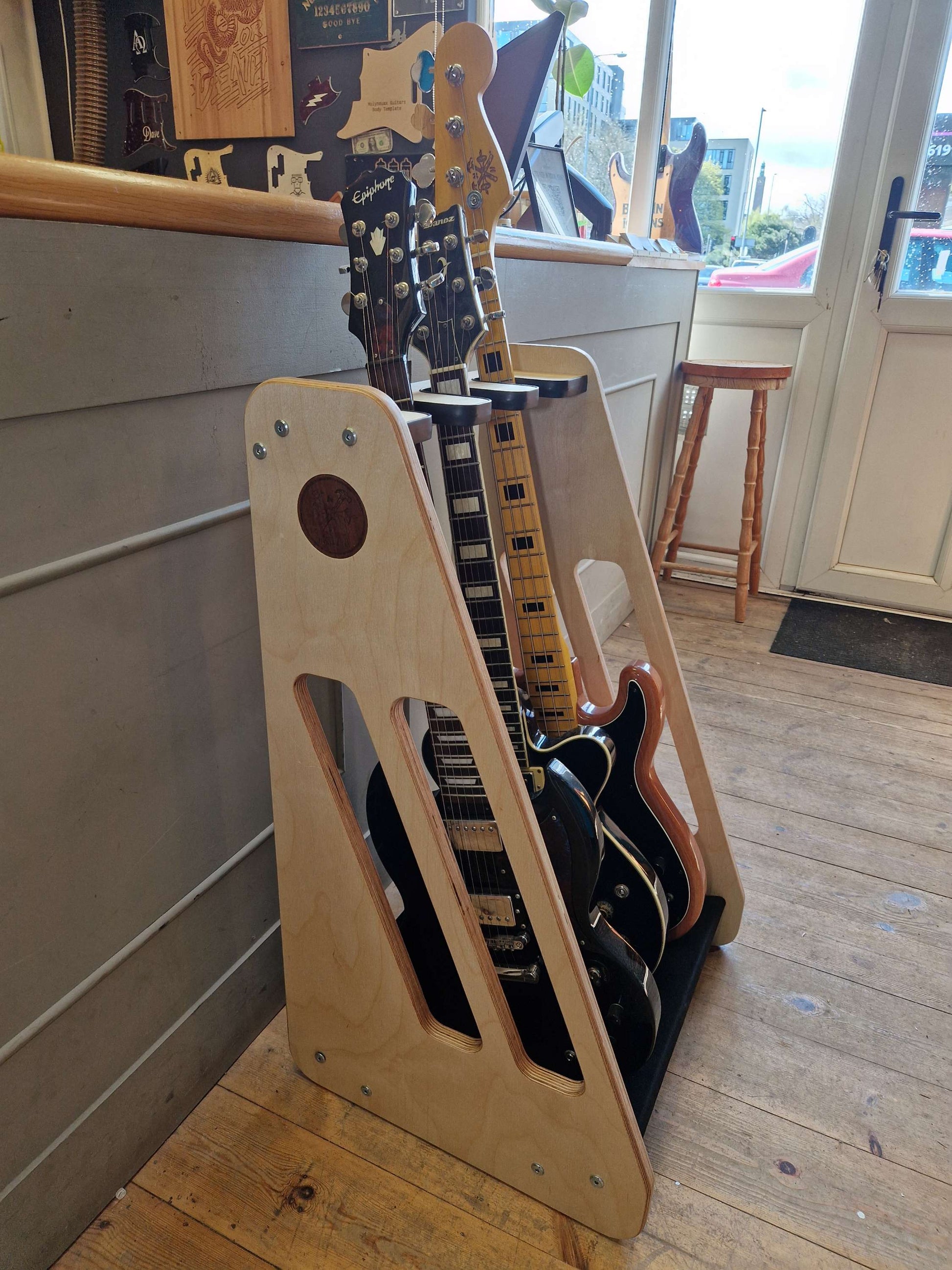 Noisy Hammer "Den 3" Guitar Rack System