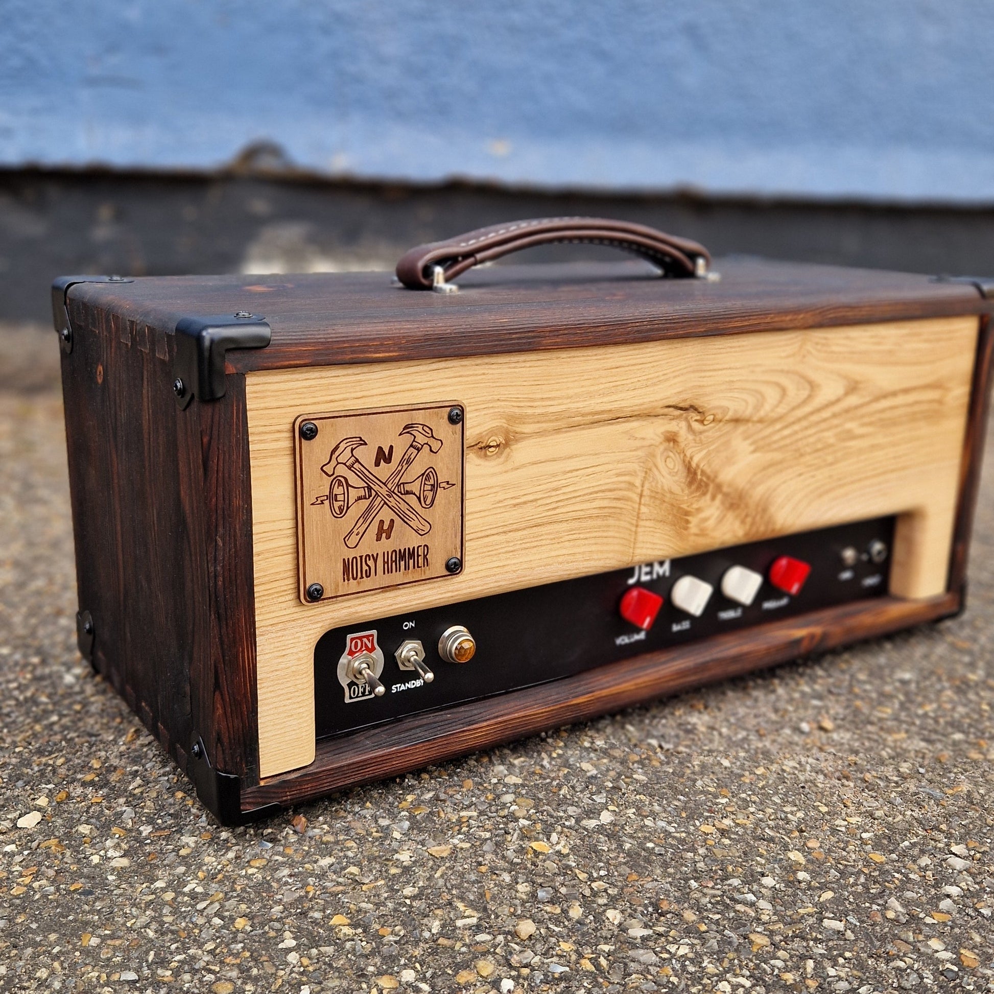 Noisy Hammer Jem 50 Bass Guitar Valve Amplifier