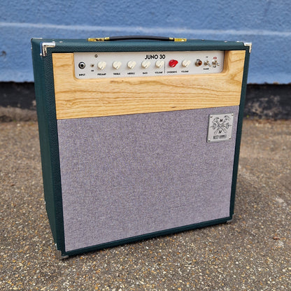 Noisy Hammer Juno 30 Guitar Combo Valve Amplifier