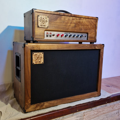 Noisy Hammer Juno 50w Guitar Amplifier + 2x12" cab