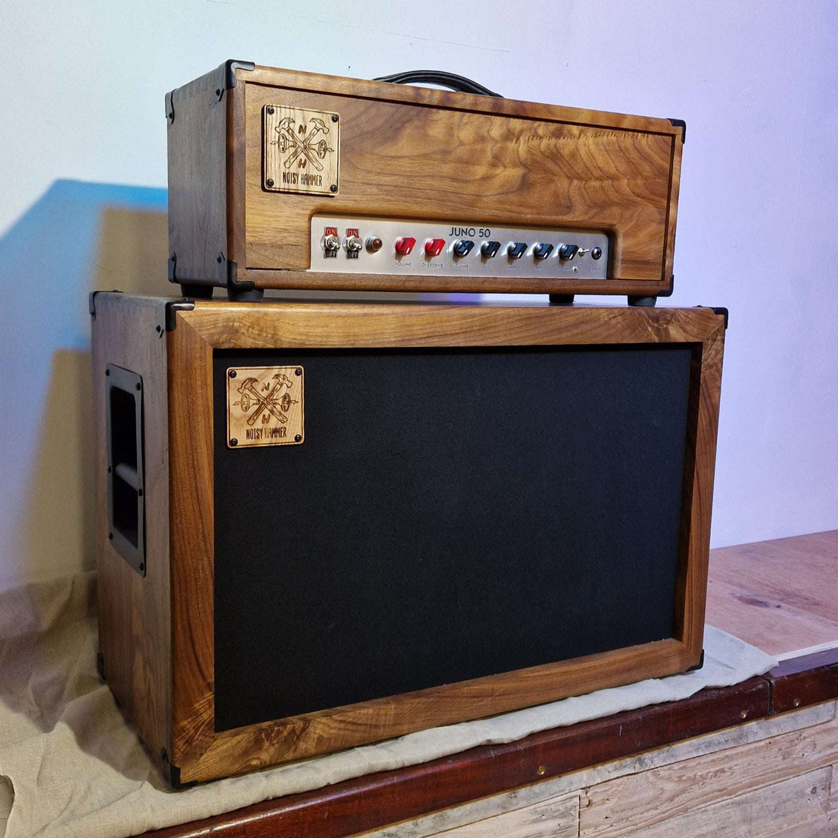 Noisy Hammer Juno 50w Guitar Amplifier + 2x12" cab