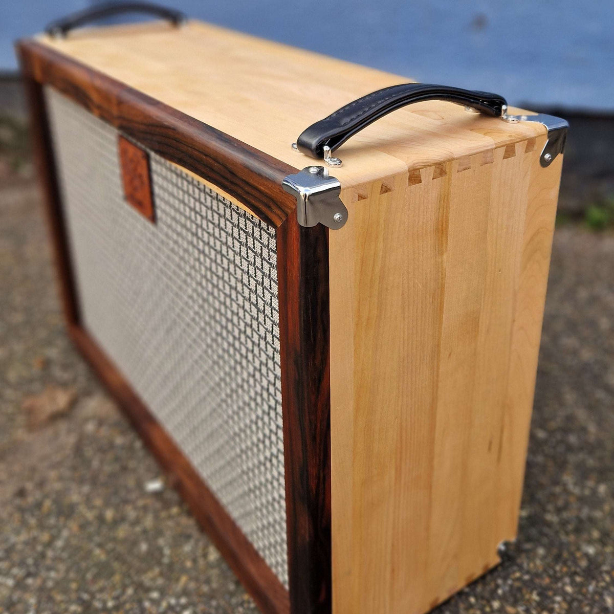 Rosewood & Maple Special 2x12" Guitar Speaker Cabinet